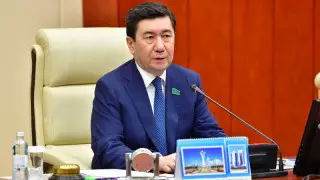 Қошанов Тоқаевпен кездесуден кейін депутаттарға тапсырма берді