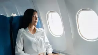 Сарапшылар ұшақтың сол жағына отырудың маңыздылығын айтты