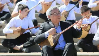 Ақтөбе облысындағы Dombyra party шарасына 6 000 жас домбырашылар қатысты