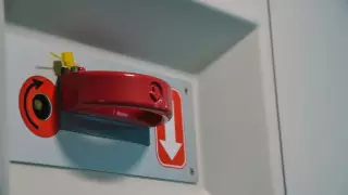 59 жастағы ер адам мас күйде пойыздың тоқтату кранын жұлып алған