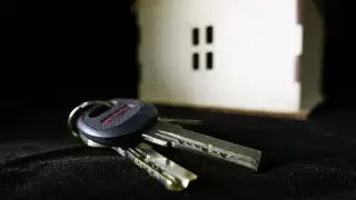 ХҚКО-лар жылжымайтын мүлік қызметтерін уақытша тоқтатады