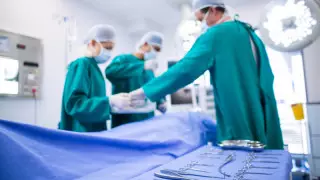 Алматы дәрігерлері әйелден 10 келі ісікті алып тастады