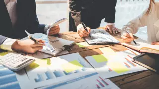 Тоқаев кедендік төлемдер мен салықтарды төлеу туралы заңға қол қойды