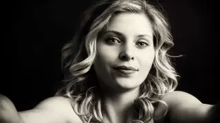 Италияда селфи түсіргісі келген қыз биіктен құлап кетті