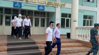 "Ветеринар болуды армандадым, бірақ қазір колониядамын". Сотталған балалар алғаш рет ҰБТ тапсырды