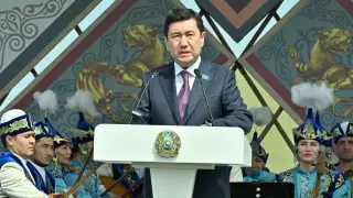 Ерлан Қошанов Президенттің атынан Мағжан Жұмабаевтың 130 жылдығымен құттықтады