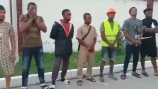 Африкадан келген заңсыз мигранттар Қонаев қаласындағы құрылыстардың бірінде жұмыс істеген