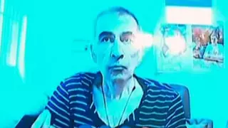 "Папуашвили, маған мұқият қара". Саакашвили сотта кінәлілер өзінен кешірім сұрауын талап етті