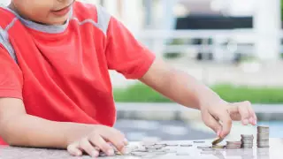 "Ұлттық қор - балаларға". Тоқаев жарлыққа қол қойды