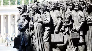 Эмиграцияға бел байлаған адам қандай кезеңдерден өтеді?