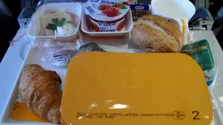 Кей ұшақтарда жолашулырады неге тамақтандырмайтыны айтылды