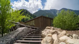 Алматы маңындағы визит-орталықтар кімнің ақшасына салынды?