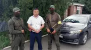 ҰҚК "Азаматтарға арналған үкіметтің" тағы бір қызметкерін ұстады