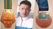 Қазақстандық паралимпиадашы анасына дәрі-дәрмек алу үшін медальдарын сатуға қойған