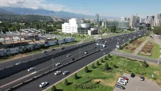 Алматыда Әл-Фараби даңғылын жөндеу жұмыстары аяқталды