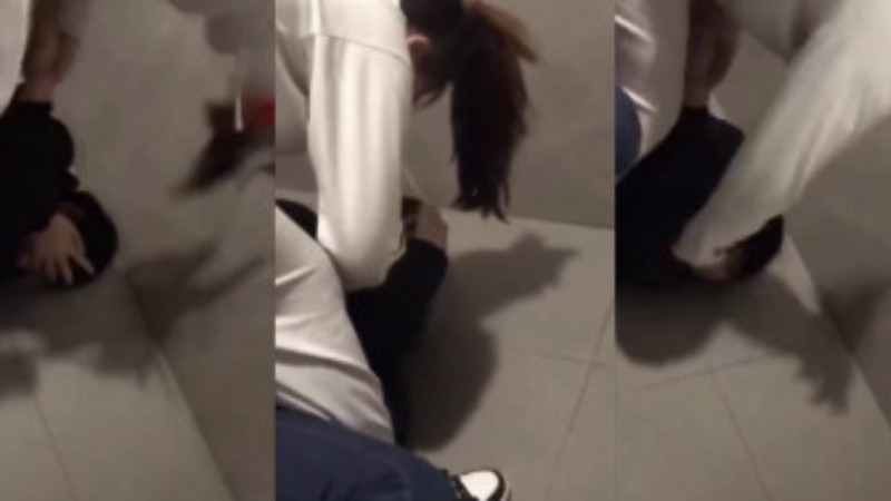 Үлкен сиськи арасындағы порно мүшесі 3gp