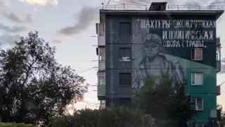 "Көршімнің қаза тапқанын естідім". Қала тұрғындары "Қазақстан" шахтасындағы апат туралы айтты