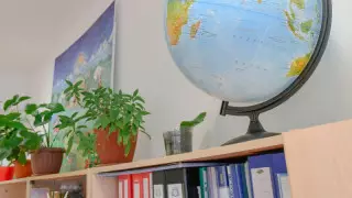 "Бір сыныпта 52 оқушы". Астана мектептерінде орын жеткілікті ме?