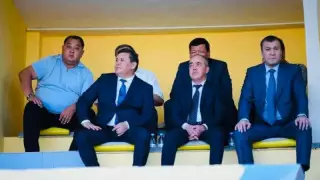 Әкімдік БҚО әкімінің облыстық спорт басқармасының экс-басшысымен түскен суретіне қатысты пікір білдірді