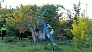 Түркияда тікұшақ бес жұлдызды қонақүй аумағына құлады - видео