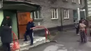 Петропавлда ер адам өз қызын терезеден лақтырып жіберемін деп қорқытқан