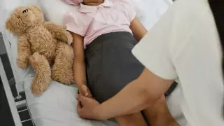 Операция жасалды - ДСМ басшысы зорлық көрген балалардың жағдайы туралы