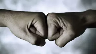 Арнайы жасақтың өзі ажырата алмаған: Ақтауда төбелескендер ұсталды