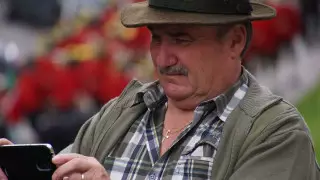 Овербукинг дегеніміз не және сіз дұрыс емес қонақүйге тіркелсеңіз не істеу қажет?