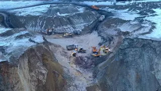 Павлодар облысында жер астына құлаған автобусты іздестіру сәтінен кадрлар жарияланды