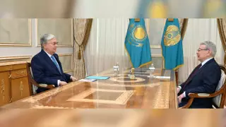 Президент белгілі мемлекет қайраткері Икрам Адырбековті қабылдады
