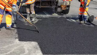 Қарағанды облысында жоқ жолды жөндеуге жүздеген миллион бөлінбек болған