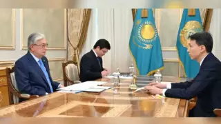 Тоқаев "Қазатомөнеркәсіп" ұлттық атом компаниясы төрағасын қабылдады