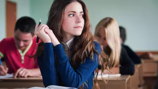 Алматыдағы университте студент қыздардың жеке деректері тарап кетті: министр пікірі