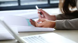 "Ер адамдар ренжімесін". Тоқаев мемлекеттік қызметтегі әйелдер туралы айтты