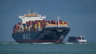 Жыл сайын мұхиттар мен теңіздерде 2 мың контейнер батып кетеді