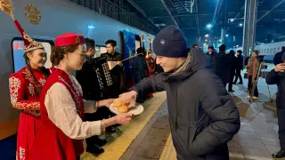 Наурыз. Этникалық пойыздар жолаушыларды ұлттық тағамдармен қуантты