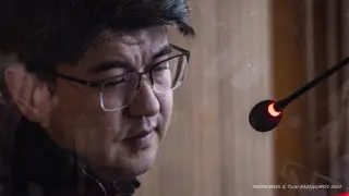 "Мен оған сенетінмін": Бишімбаевтан неге жедел жәрдемге емес, көріпкелге хабарласқаны сұралды