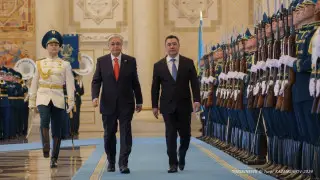 Тоқаев Ақордада Жапаровты қарсы алды