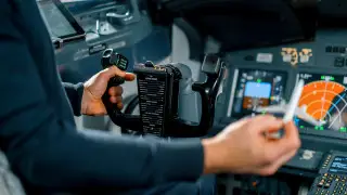 Алматы әуежайында Air Astana ұшқышы есірткіге мас күйде ұсталды