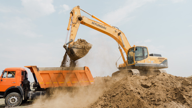 Шығыңқы емізіктерді көрсетеді