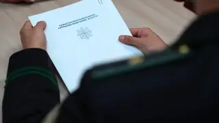 ҚМА қызметкері бір жыл бойы мемлекеттік құпияны бөтен адамдарға беріп келген