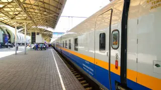 Қазақстанда пойызға кешігіп қалсаңыз, билеттің ақшасын қайтара аласыз ба?