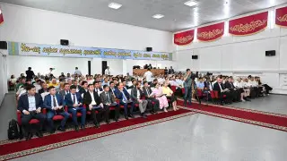 Абай облысының әкімі Нұрлан Ұранхаевтың өңір тұрғындарымен кездесуі жалғасуда