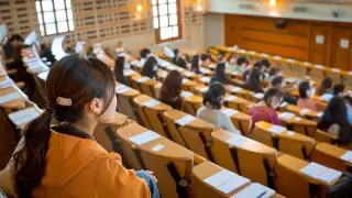 Мемлекеттік білім гранты иегерлерінің тізімі жарияланды