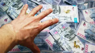 Шенеунік тұрғын үйлерді жөндеуге бөлінген қаржыны жымқырған