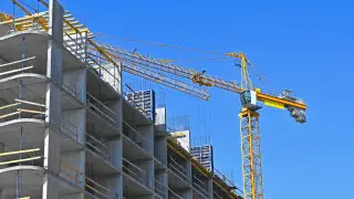 Досаев Алматыдағы құрылыс салушылардың қулықтары туралы айтты