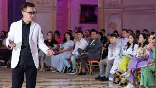 Жас кезінде колготки порно фотосуреттер