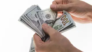 Көлік сатып алмақ болып, ақшасыз қалды: қазақстандық Қытаймен шекарада ұсталды