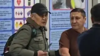 Әуежайда қызметкерді кепілге алған ер адам екі айға қамауға алынды