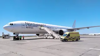 Ресейлік ұшақ Ақтөбеге шұғыл қонды: жолаушы әйел қаза тапты